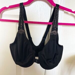 34DDD/ F Wacoal black front closure racer back bra  gently worn